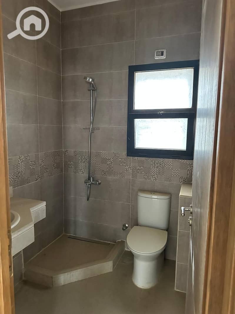 6 WhatsApp Image 2025-11-03 at 2.00. 18 PM(4). jpeg