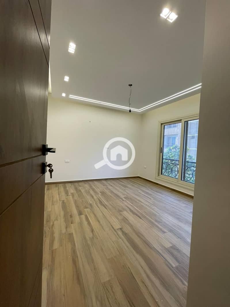 8 WhatsApp Image 2025-11-09 at 2.45. 42 PM (1). jpeg