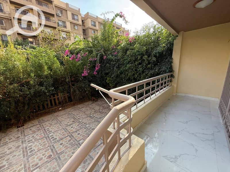 13 523b4185-3e6c-48d1-80cd-242edd145ac3. jpeg