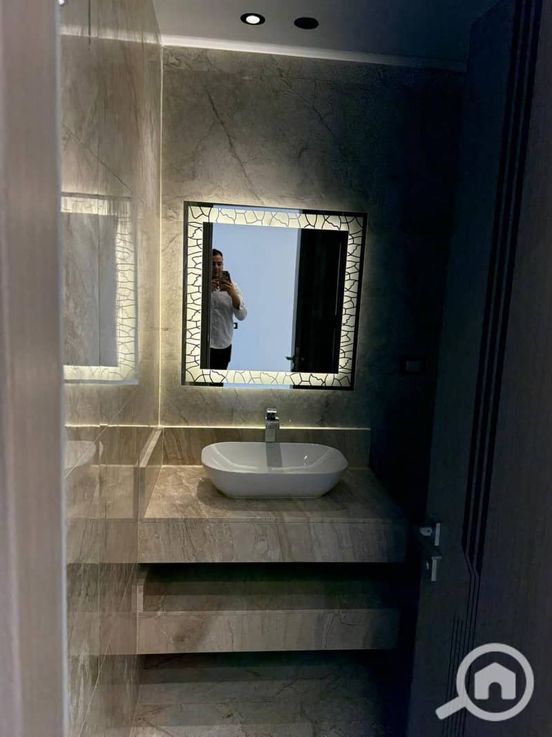 18 1a80da3e-69b5-433f-affb-ddeb143da6aa. jpeg