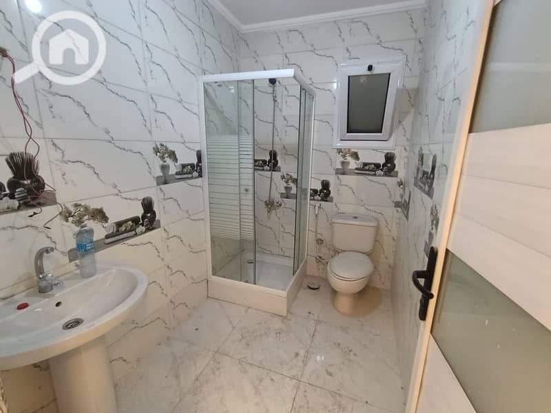 7 d733a963-fe52-4bd0-b2af-9716f7095896. jpeg