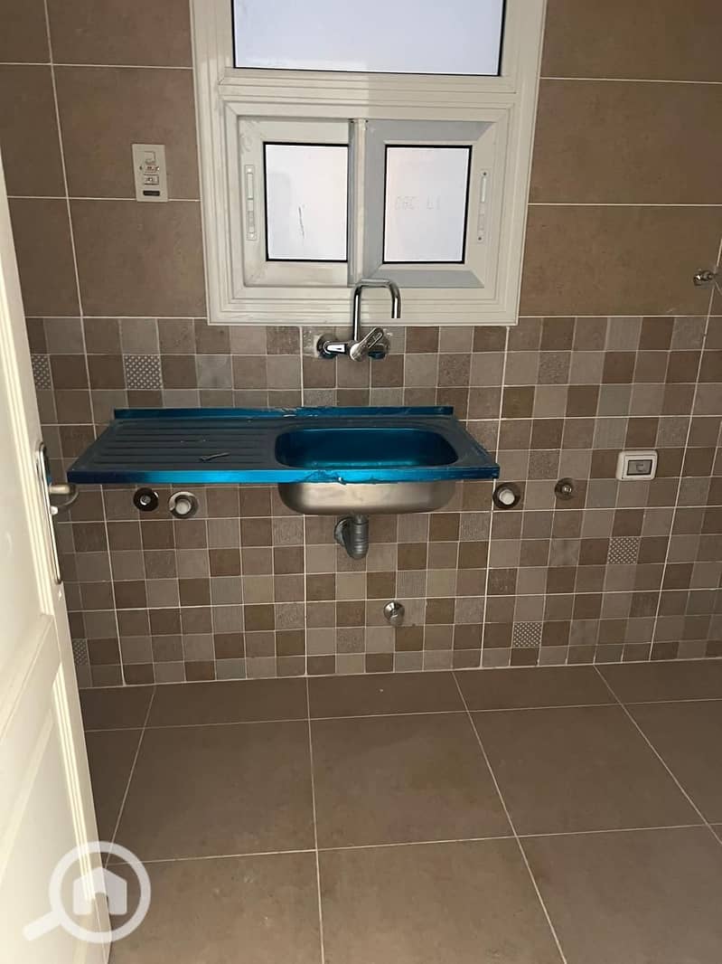 5 WhatsApp Image 2025-11-09 at 2.49. 17 PM. jpeg