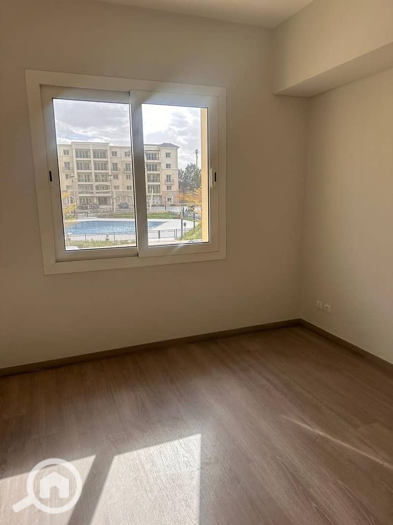 8 0071ff30-2c9a-414c-8c01-bd7f0f0996af. jpg