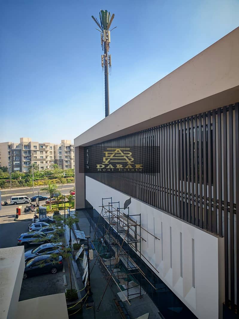 10 WhatsApp Image 2025-10-28 at 3.50. 16 PM. jpeg