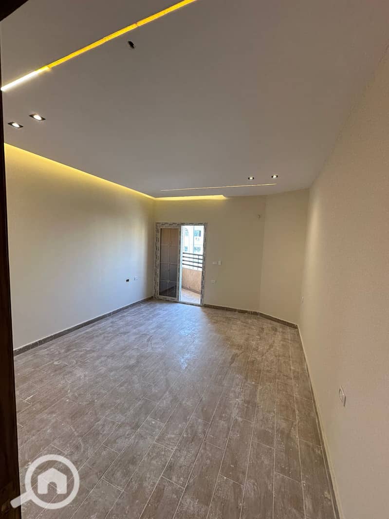 4 WhatsApp Image 2025-11-09 at 3.02. 38 PM. jpeg