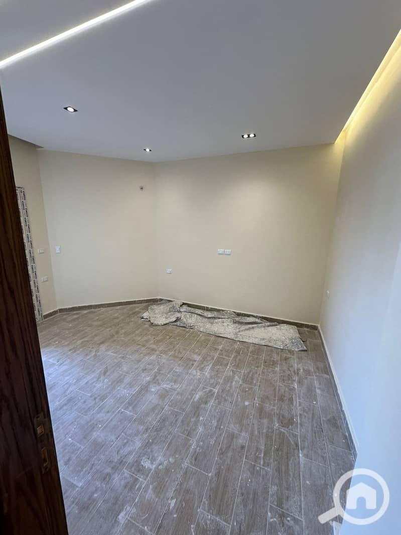 5 WhatsApp Image 2025-11-09 at 3.02. 37 PM (1). jpeg