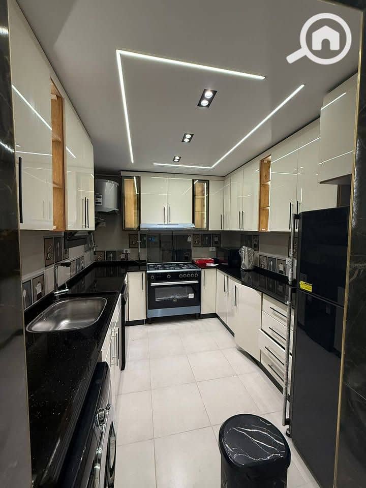 9 556949302_122200249004291378_7168157669514313410_n. jpg