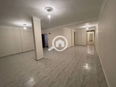 3 Bedroom Apartment for Sale in Miami, Alexandria - 5c38f3d6-1f7c-438a-8d07-7424fb782483. jpeg