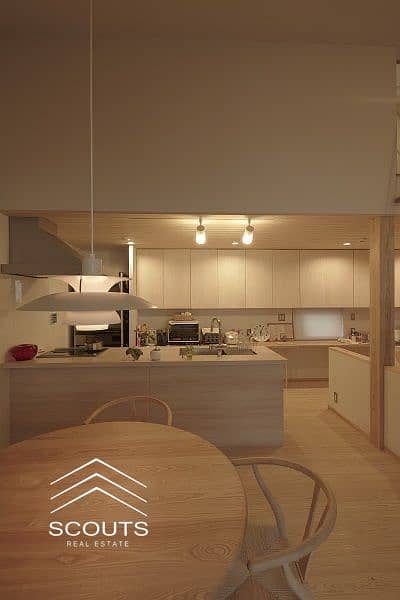 2 9421ae22-61bf-4cc0-89ca-1864123c8c47. jpeg