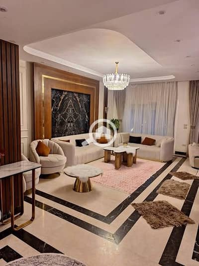 3 Bedroom Townhouse for Sale in Sheikh Zayed, Giza - 484345486_122114460776740006_216764425282199903_n. jpg