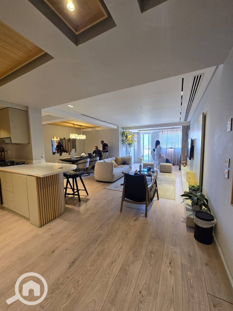 11 WhatsApp Image 2025-08-20 at 17.41. 41_2dfa4260 - Copy. jpg