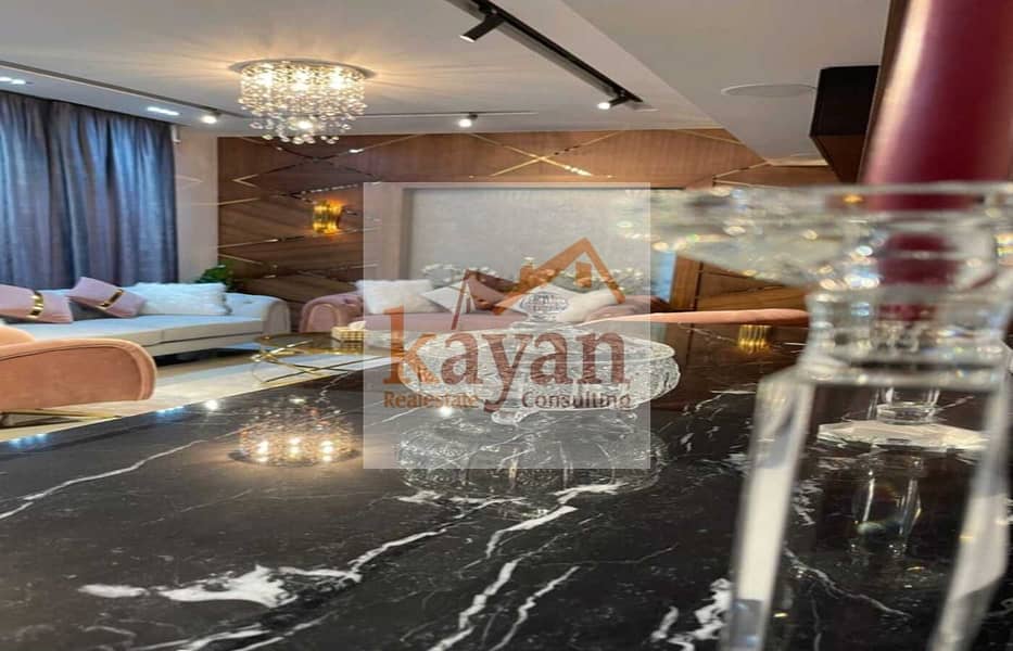 6 7e8844c8-b5b6-418e-a1c6-6b24a39b95a9. jpg