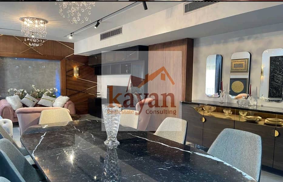 11 2079764d-d43f-41e8-839f-0abbb93d81af. jpg