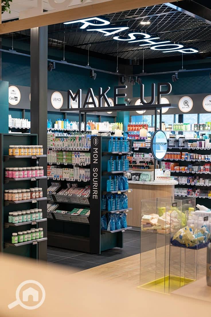 8 MAKE UP - Agencement Pharmacie de l'Arpenaz (74). jpeg