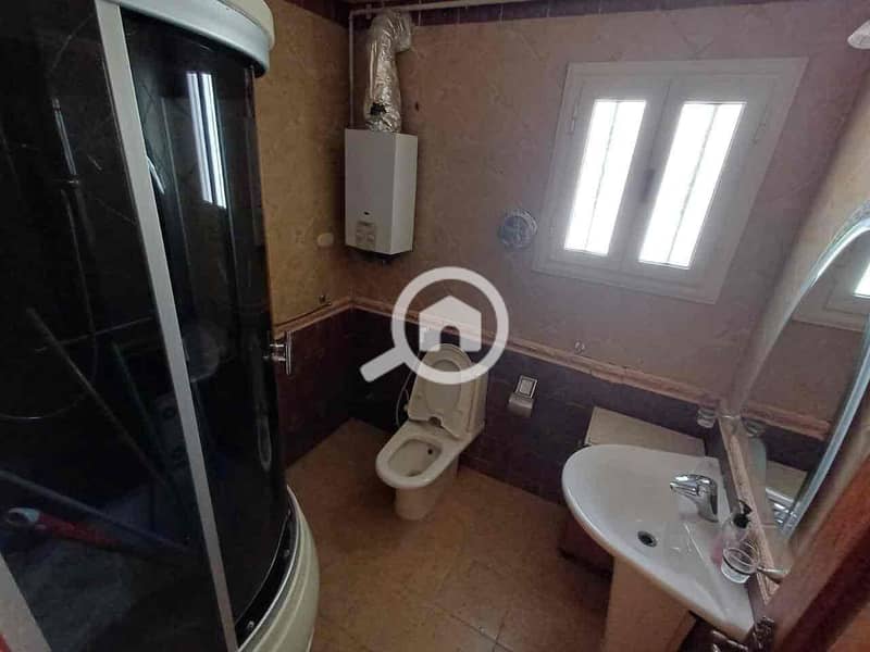 7 39f4bd39-ac39-4d1d-a451-23f878f70268. jpg