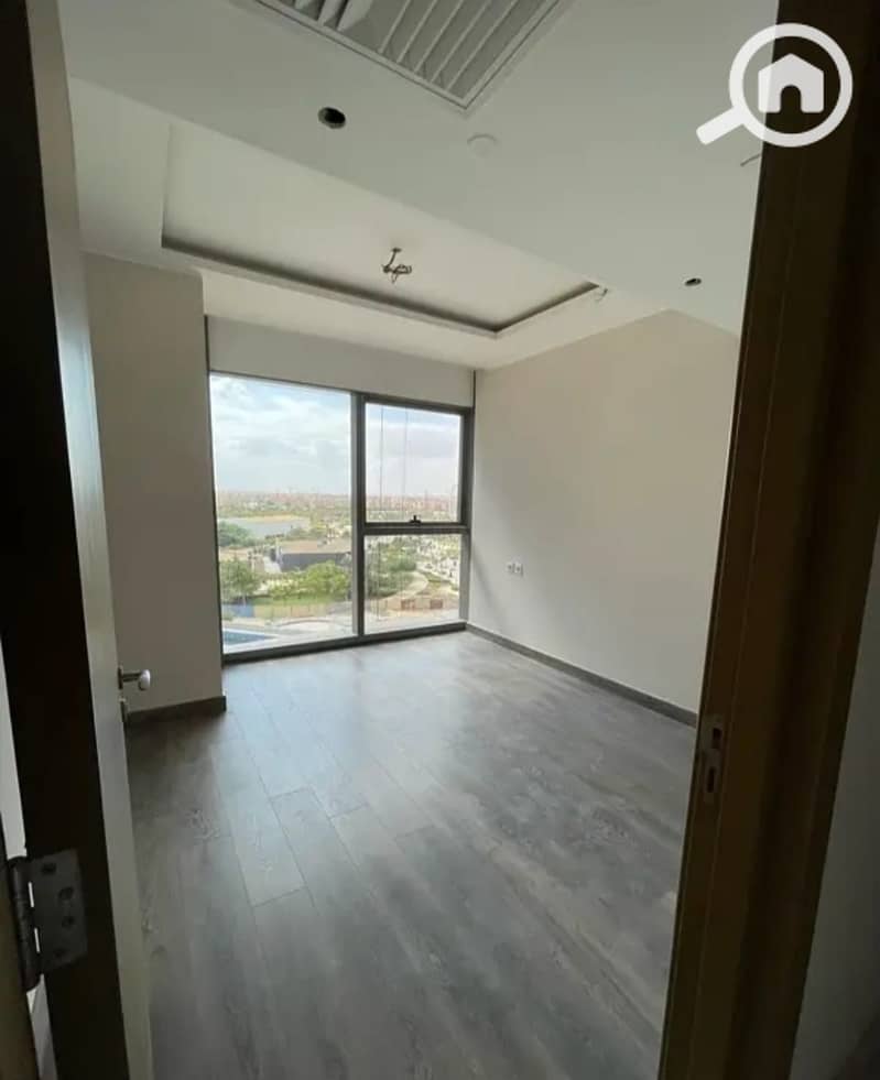 4 WhatsApp Image 2025-11-09 at 15.19. 20_64ec24b9. jpg