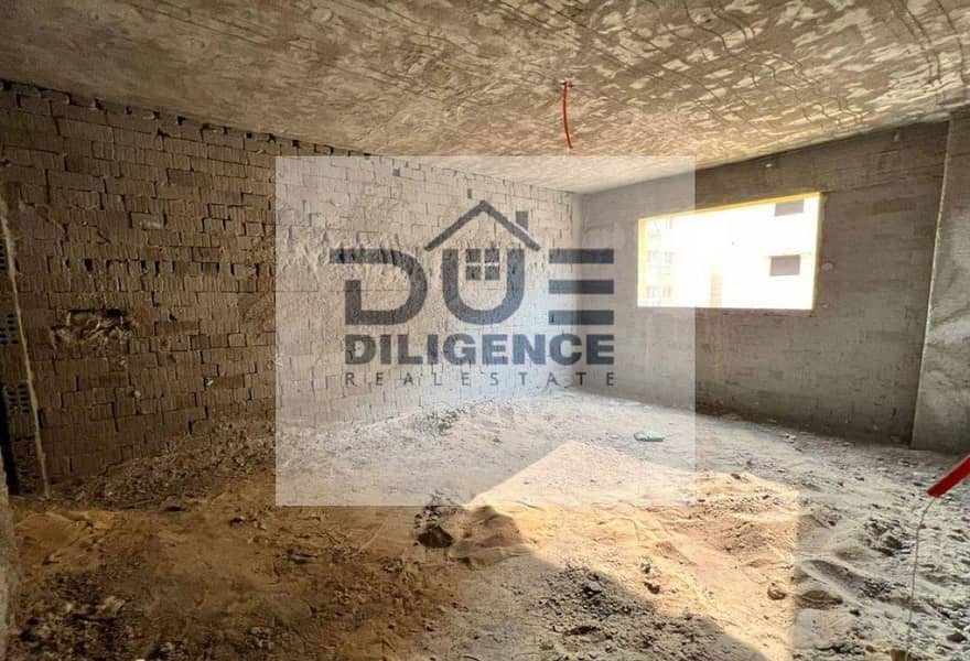 2 0f559e82-fbb4-47f7-b82a-c18ee40ed8c1. jpg