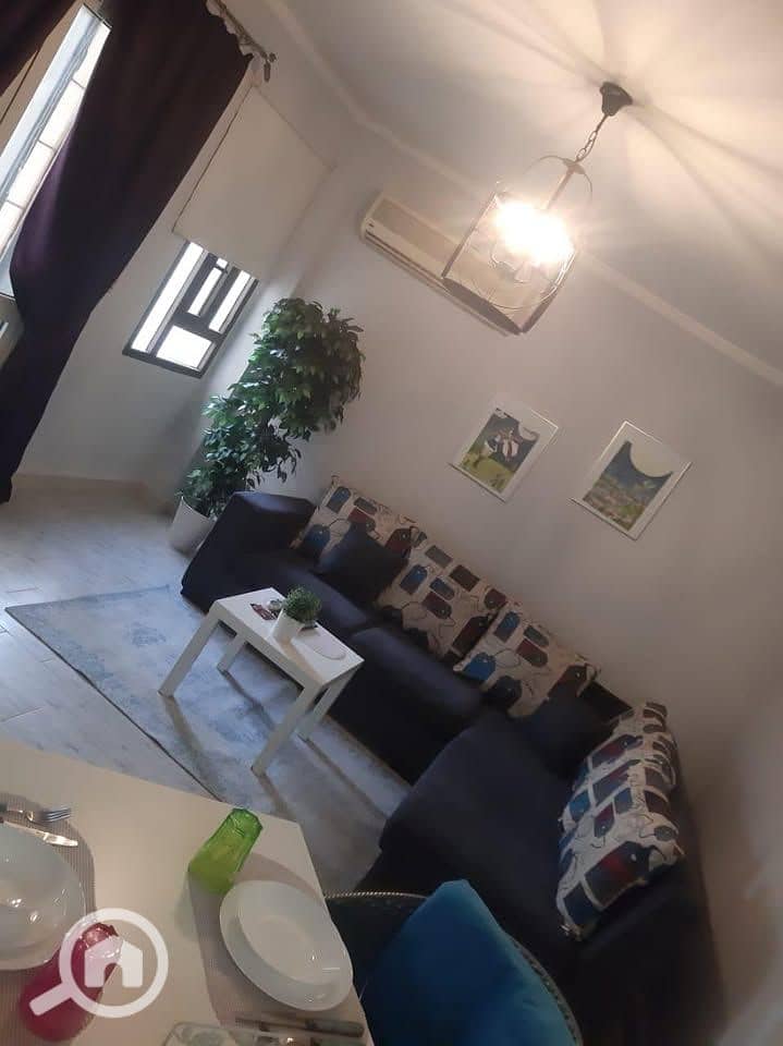 8 503309913_1348220346708469_5255455025368135320_n. jpg