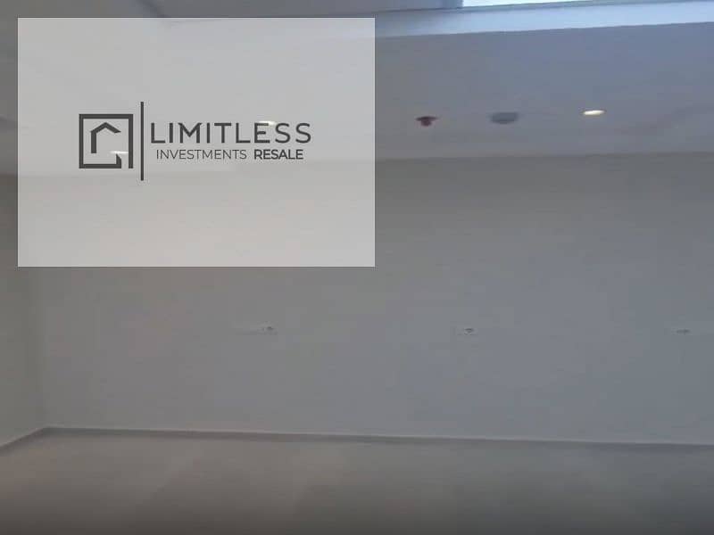 9 WhatsApp Image 2025-10-26 at 7.31. 44 PM (1)_800x600. jpg