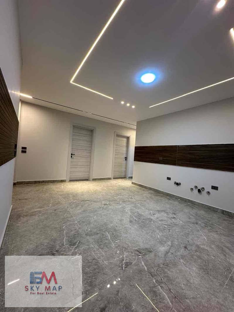 10 281fc9bb-6138-4290-b13c-6db191873c96. jpg