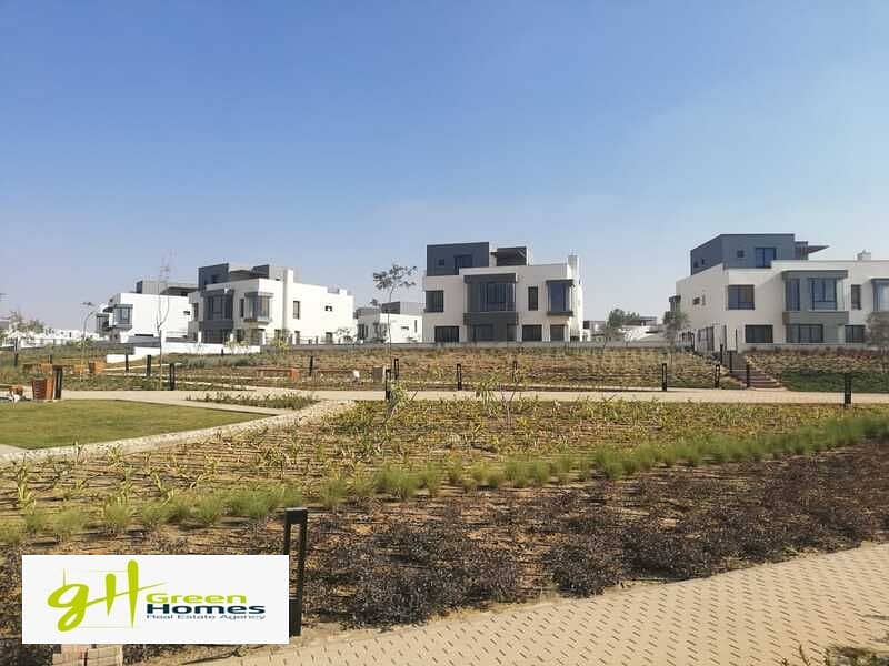 2 WhatsApp Image 2025-08-21 at 11.59. 41 (1). jpeg