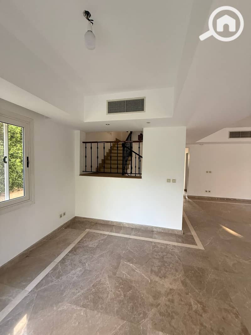 6 8b1259d4-ba09-439b-9298-2686e733c2e8 (1). jpg