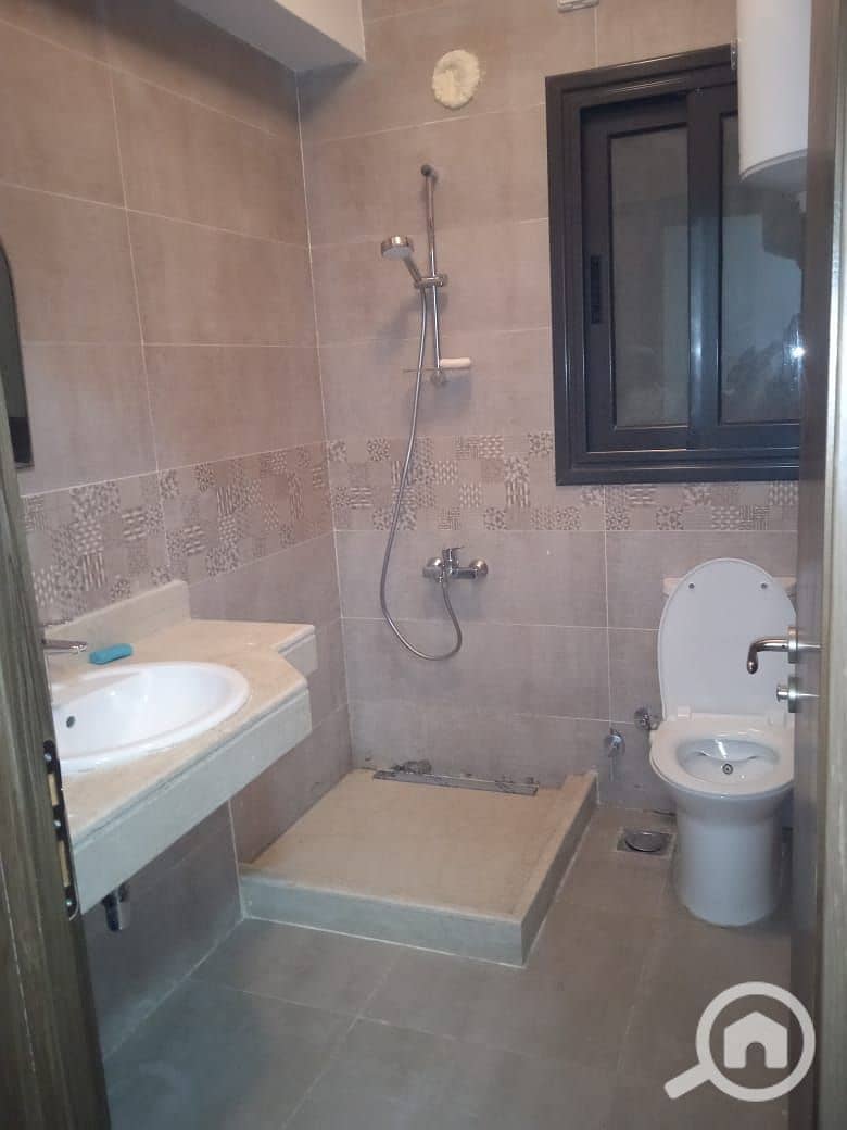 2 f0b47087-3755-4550-ab1f-e63e2b1d1f3b. jpg