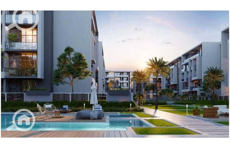 10 patio1000000. jpg