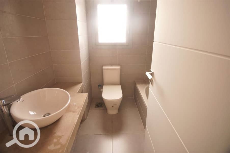 8 WhatsApp Image 2018-12-24 at 5.01. 35 PM (3). jpeg