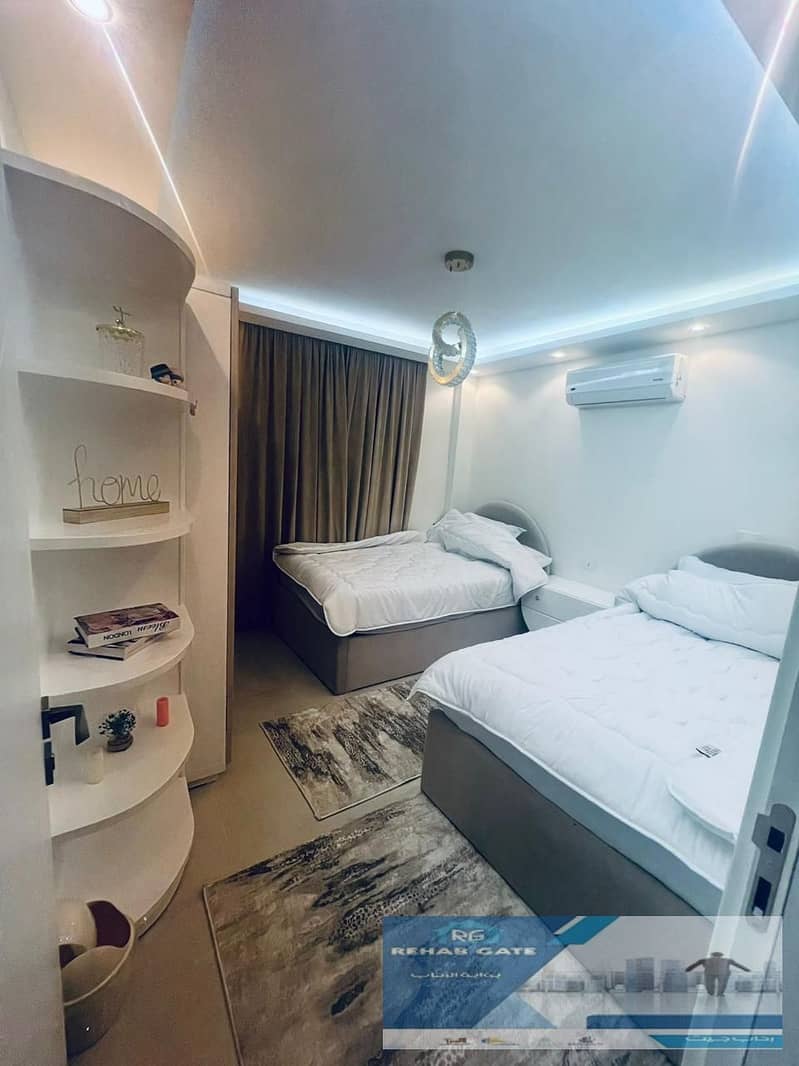 5 c5ab564e-df61-4225-9d69-26bc51313b91. jpg