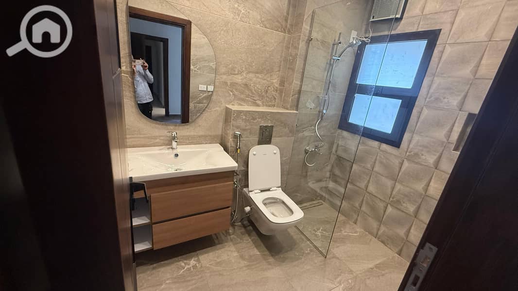 6 WhatsApp Image 2025-11-09 at 2.49. 07 PM. jpeg