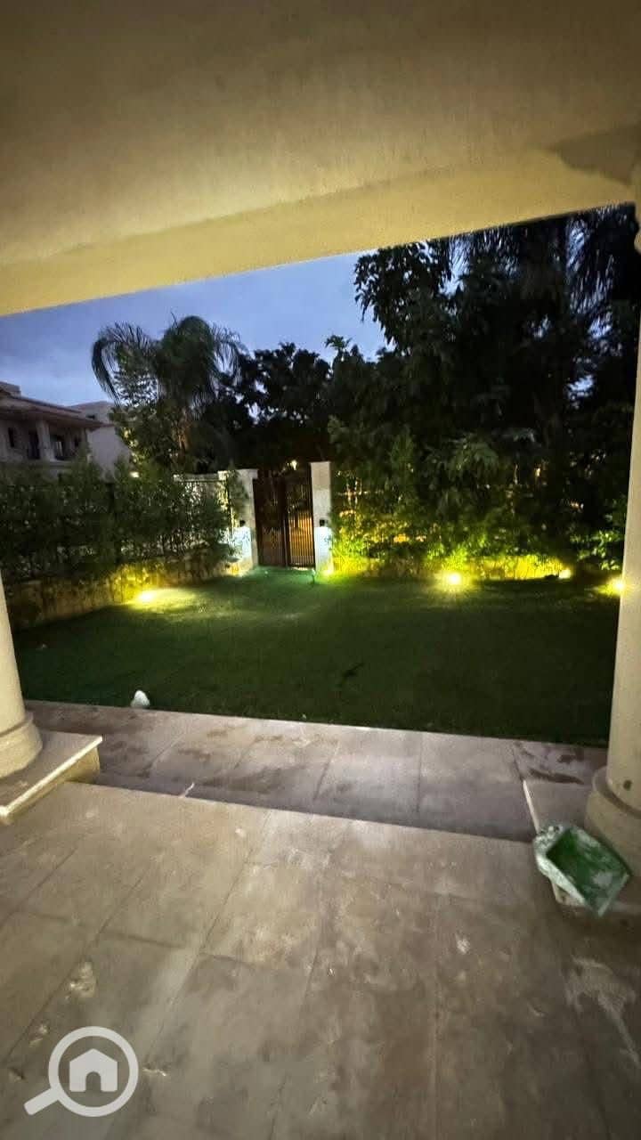 10 8d95345f-50d2-420c-8a06-89a674679b06. jpeg