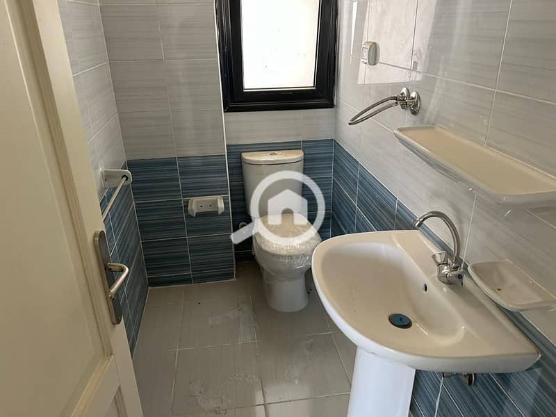 3 IMG-20251105-WA0295. jpg