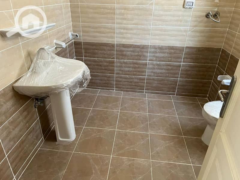 5 IMG-20251105-WA0299. jpg