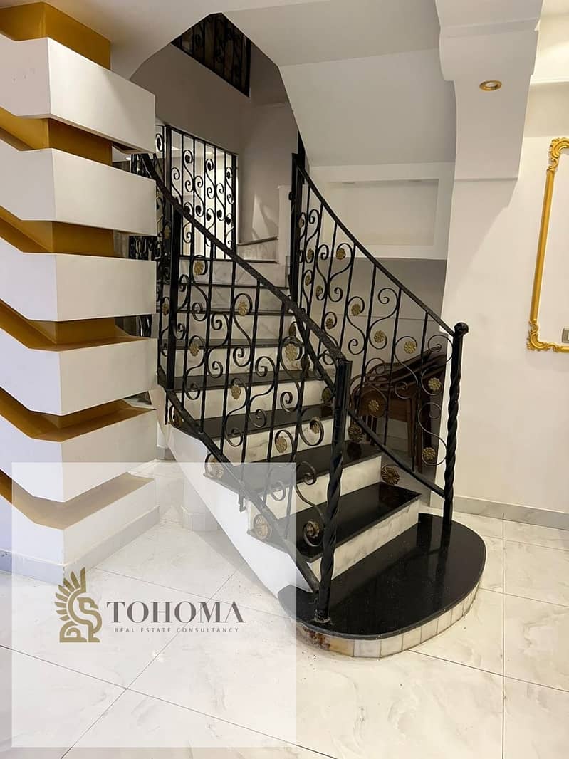 8 874f9375-6c51-4e18-b56f-634d63a409fb. jpg