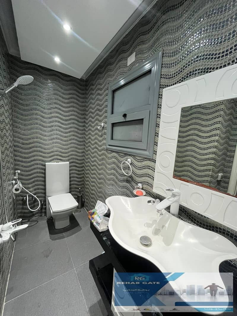 7 970297ac-619b-428f-ad1c-c1c201ee34e7. jpg