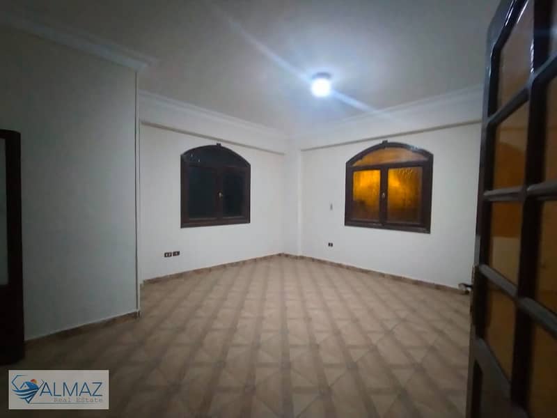 2 WhatsApp Image 2025-11-09 at 1.04. 30 PM (1). jpeg