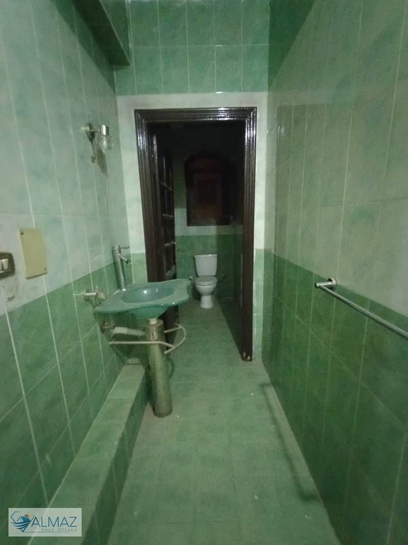 14 WhatsApp Image 2025-11-09 at 1.04. 29 PM (2). jpeg