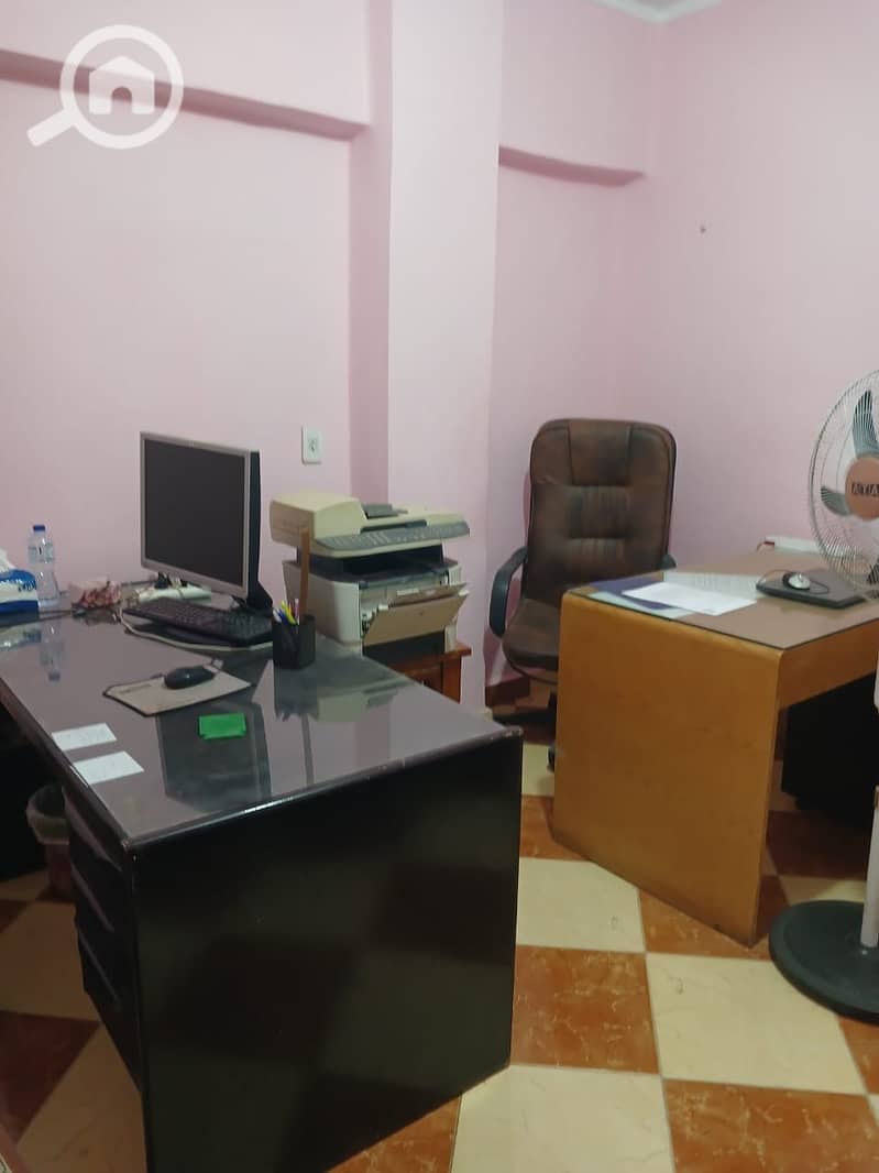 5 4a38c7f0-431c-42e9-a61d-e936ce5f187f. jpeg