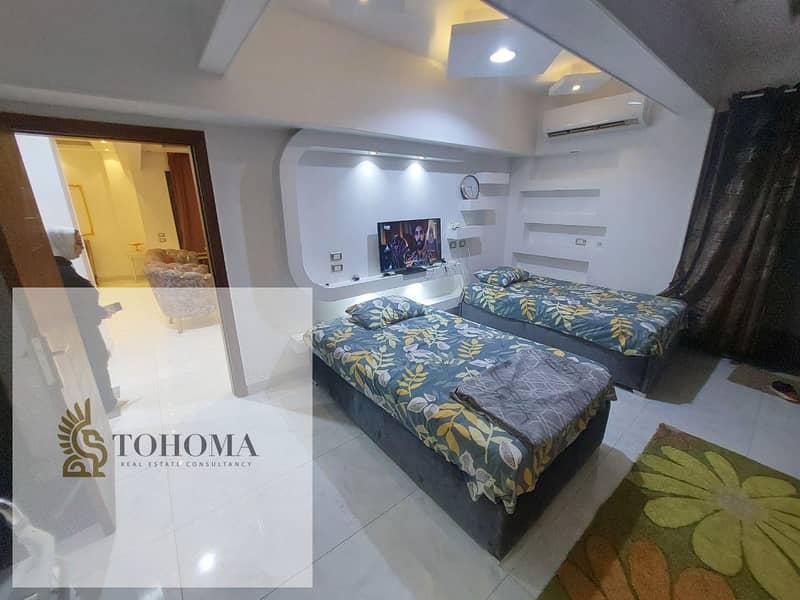 9 395d3d1c-522e-497c-ab63-bc273938ab61. jpg