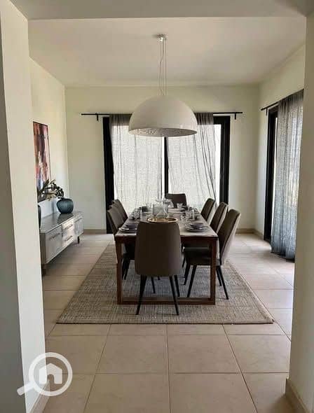 8 547045415_1326915969045603_5677559950339054184_n. jpg