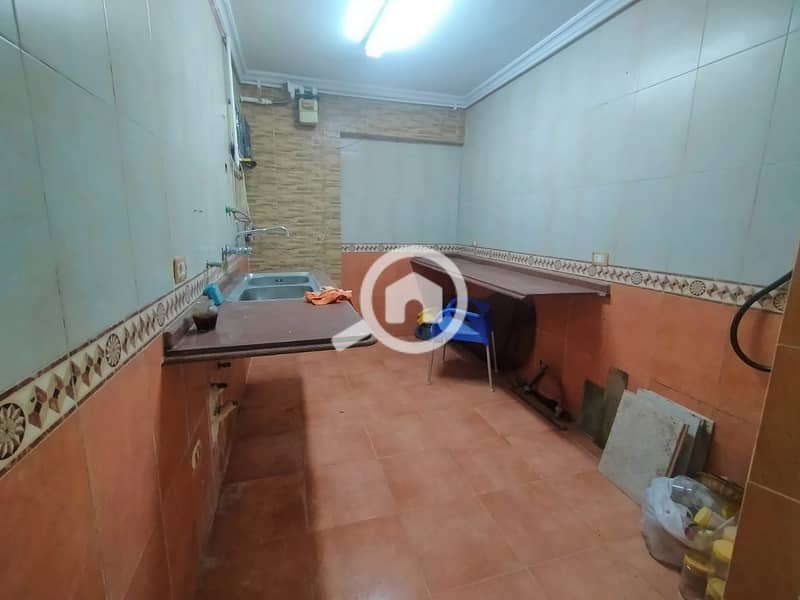 10 f4d68eec-1ecb-4d57-ae4b-4defb6346be8. jpeg