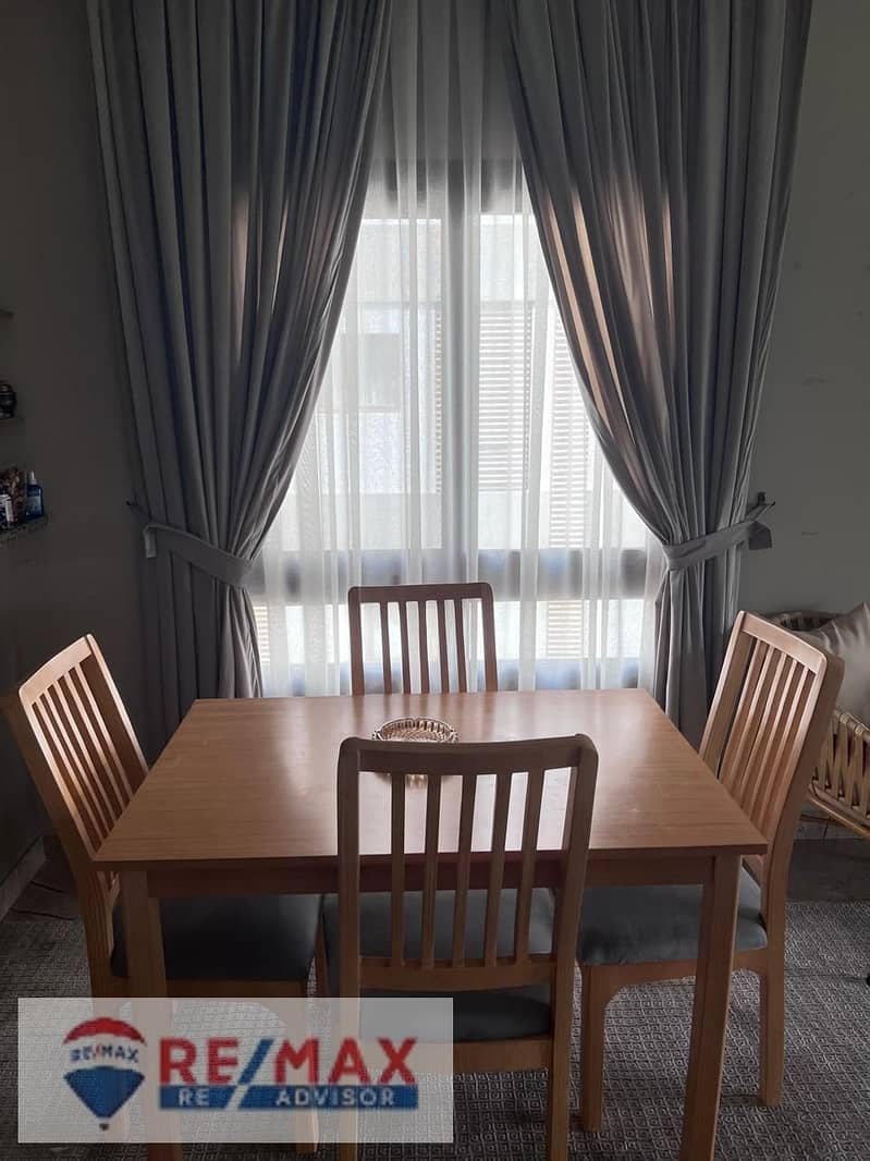 2 5988052935071878531. jpg