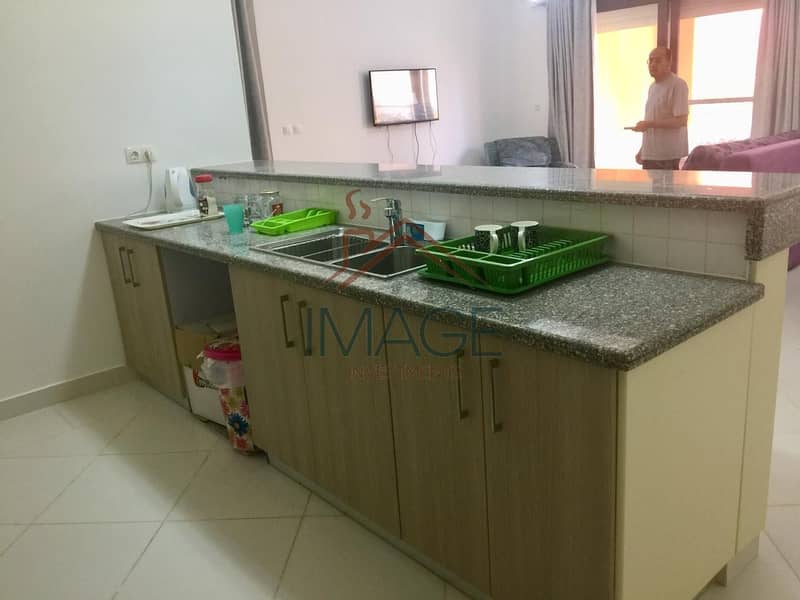 6 33199c79a30943be8a223bdb86646b33. jpg