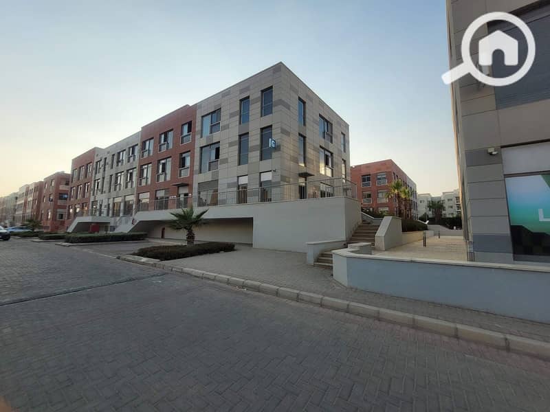 13 20230624_190833. jpg