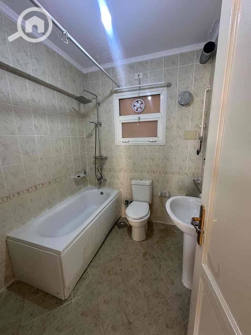 5 1e081eec-1488-4667-831a-c54bbafa07a5. jpg