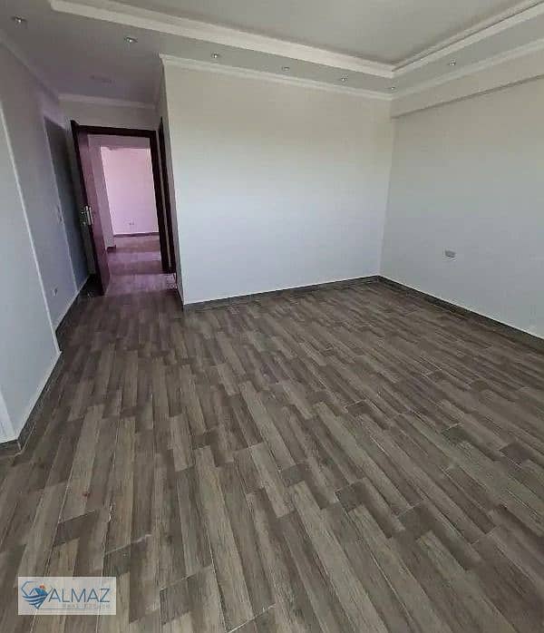 5 WhatsApp Image 2025-11-09 at 4.15. 04 PM. jpeg