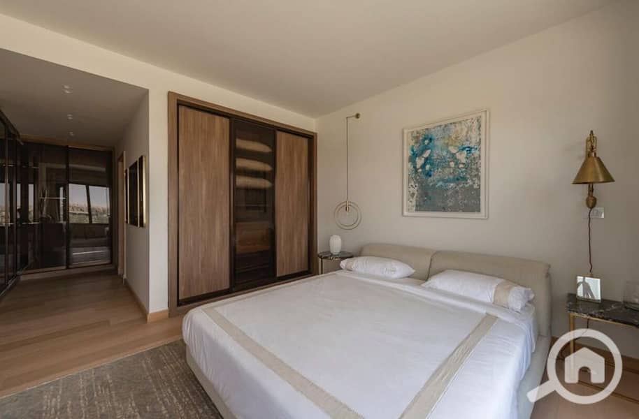 2 252042024_1326566797793680_2652171567173732914_n. jpg