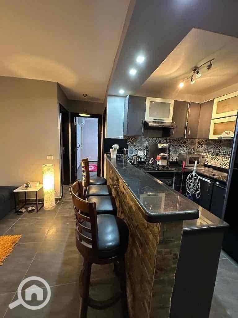 2 4f84d25c-8021-4857-a337-a107d1a6fdd9. jpg