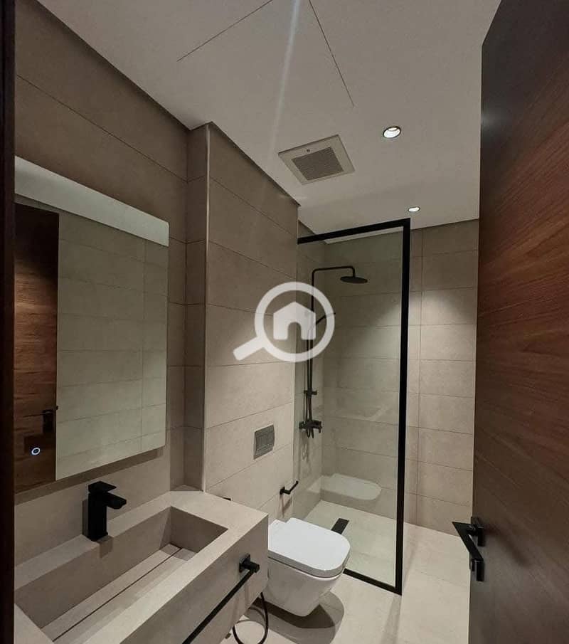 5 WhatsApp Image 2025-05-19 at 11.01. 38 PM (3). jpeg